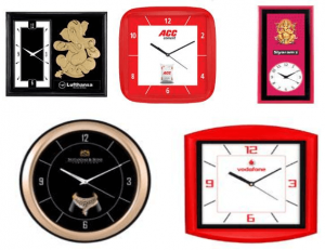 Wall Clocks in Rupees 100 to 200